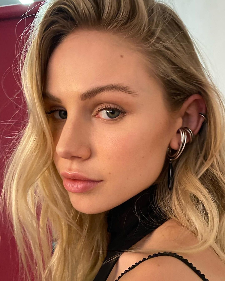 Scarlett Leithold Scarlett Leithold