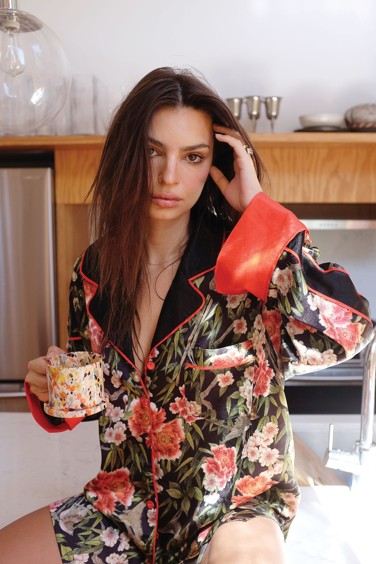 Emily Ratajkowski