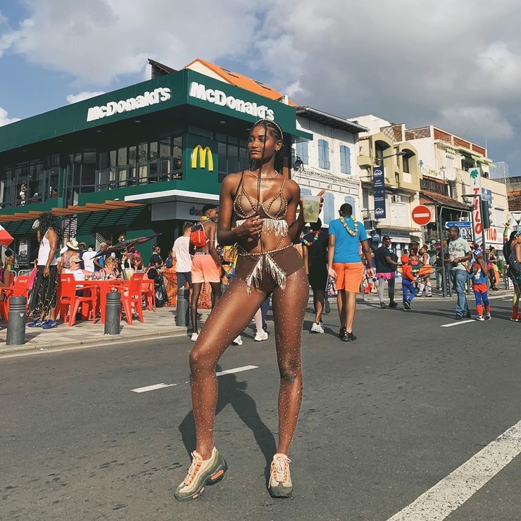 Melodie Monrose