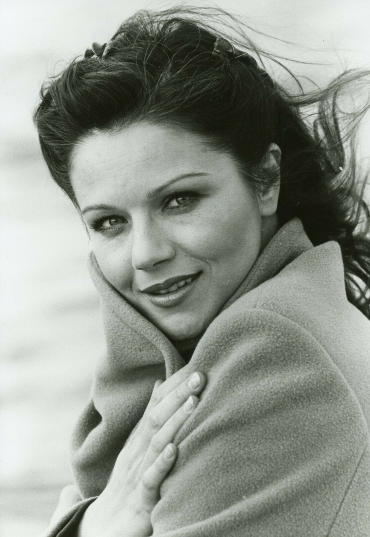 Agostina Belli's Instagram, Twitter & Facebook on IDCrawl