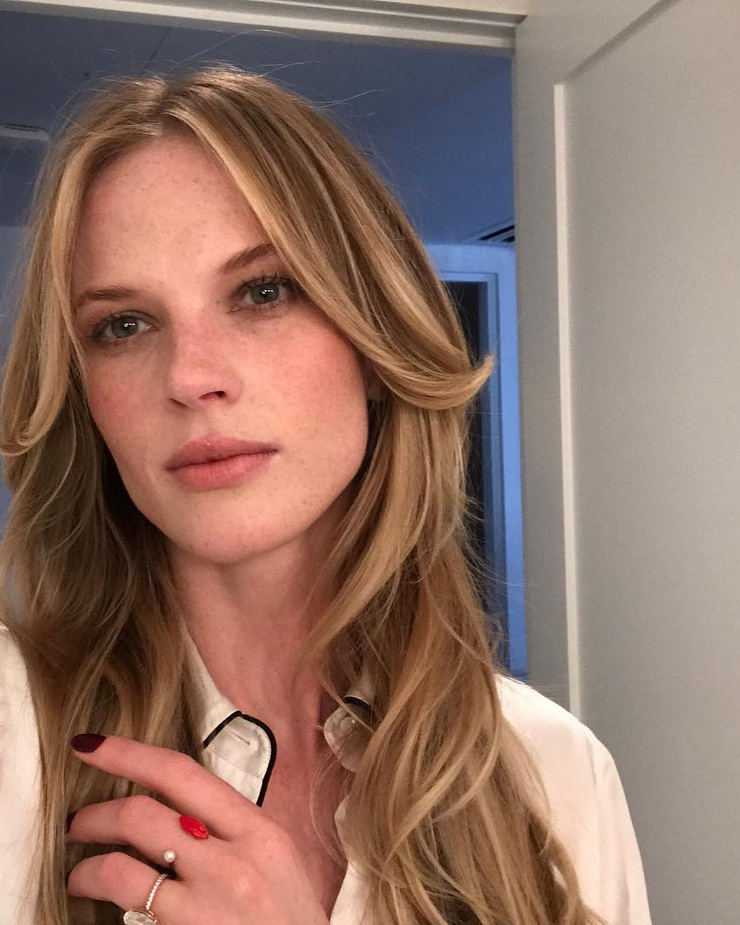 Anne Vyalitsyna