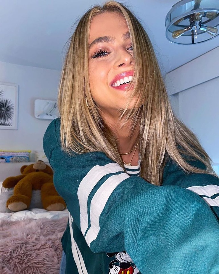Anne Winters