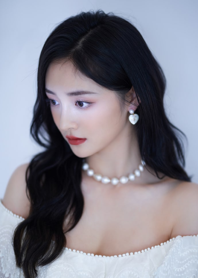 Zhou Jieqiong