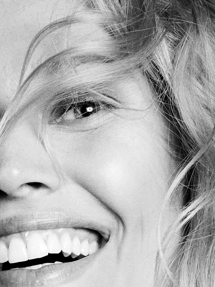 Toni Garrn Toni Garrn
