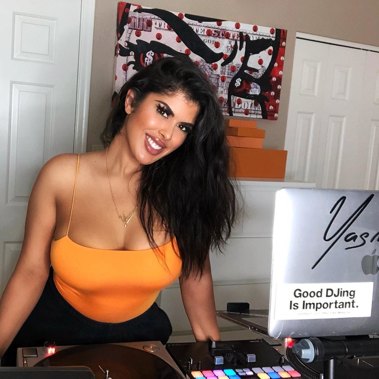 Yasmina Angele