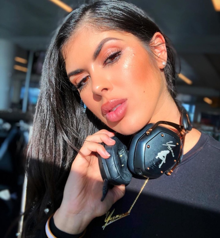 Yasmina Angele