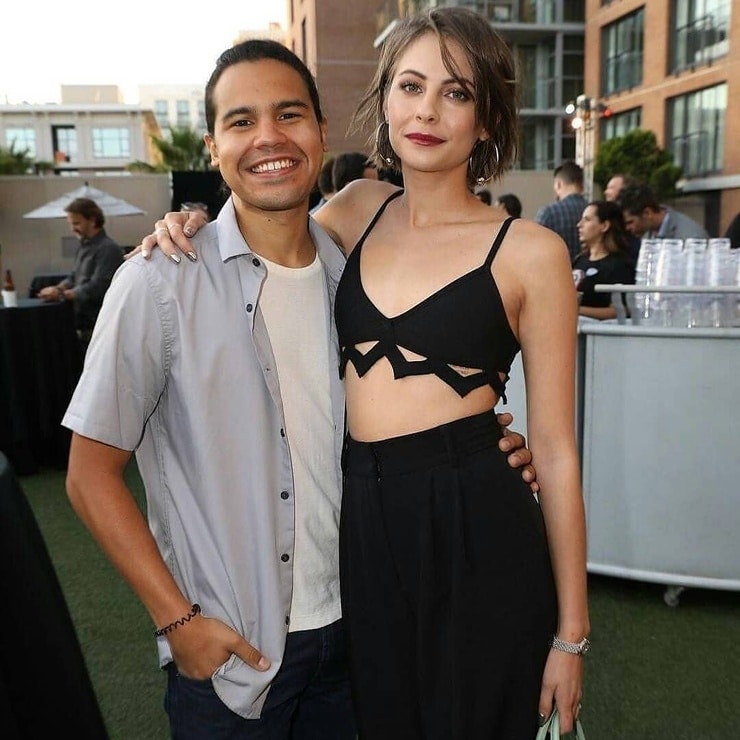 Willa Holland