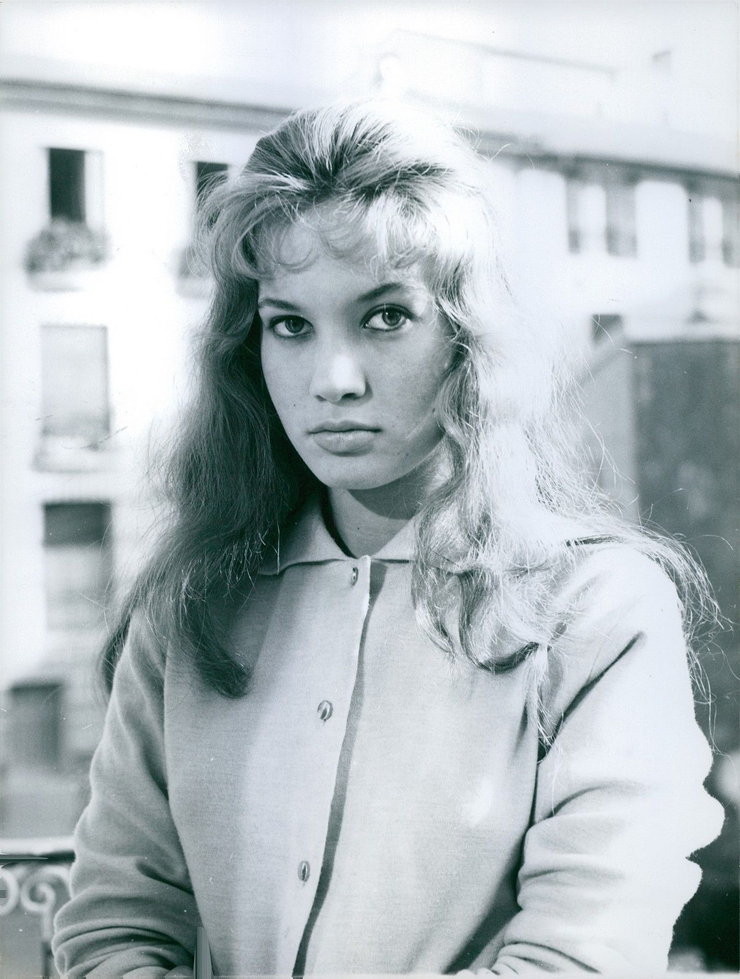 Image of Gillian Hills
