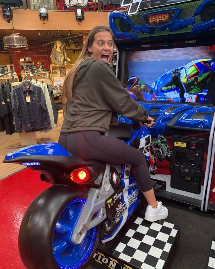 taya brooks