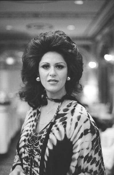 Lainie Kazan