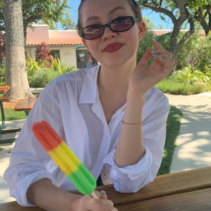 Iris Apatow