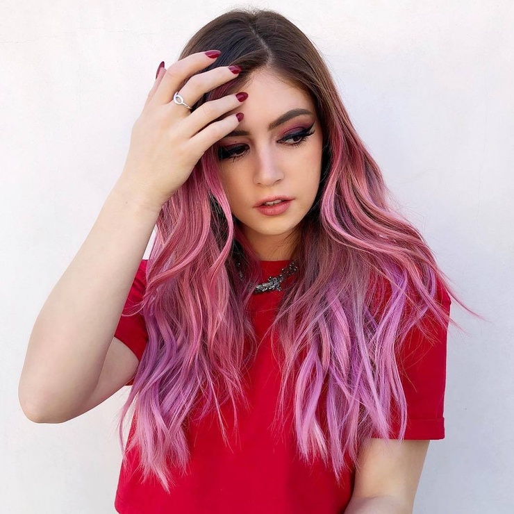 Chrissy Costanza Chrissy Costanza