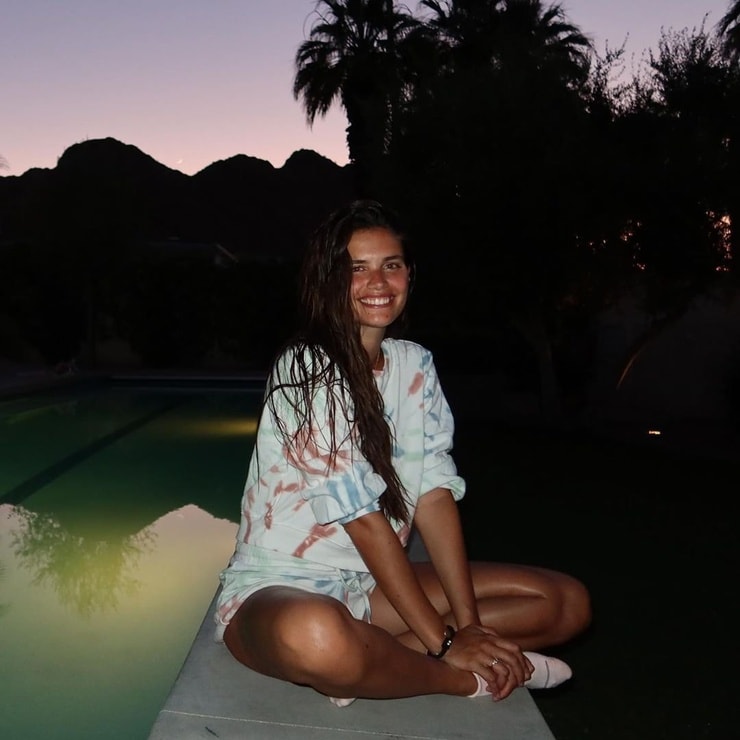 Sara Sampaio Sara Sampaio