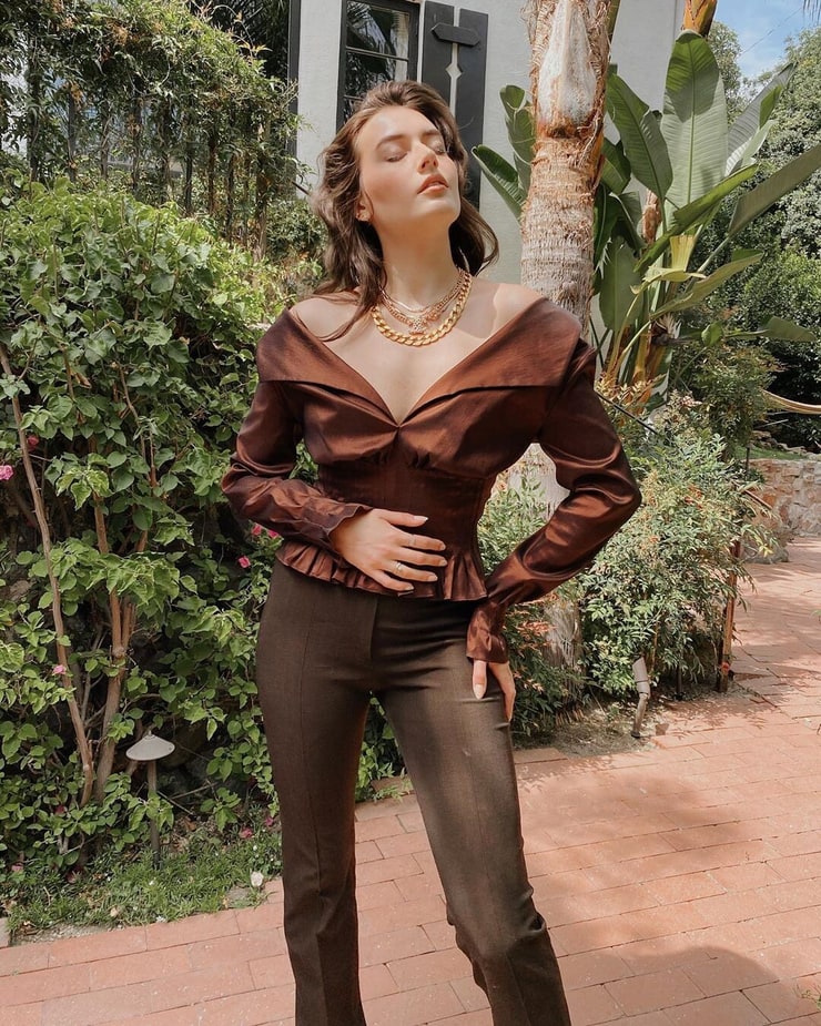 Picture of Jessica Clements
