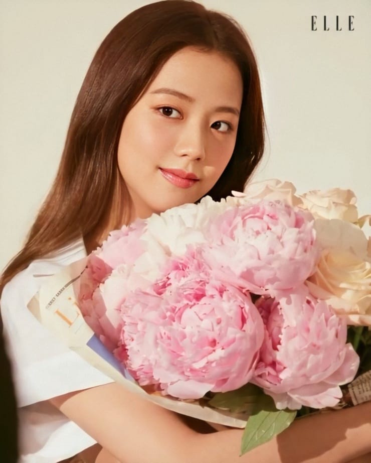 Picture of Kim Jisoo