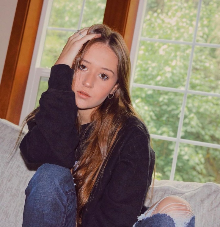 Riley Lewis
