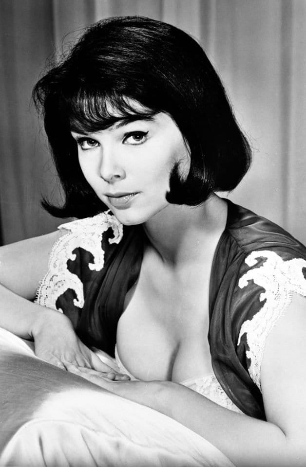 Pin by Wordboy's Words on Yvonne Craig  Yvonne craig, Actresses, Beautiful  actresses