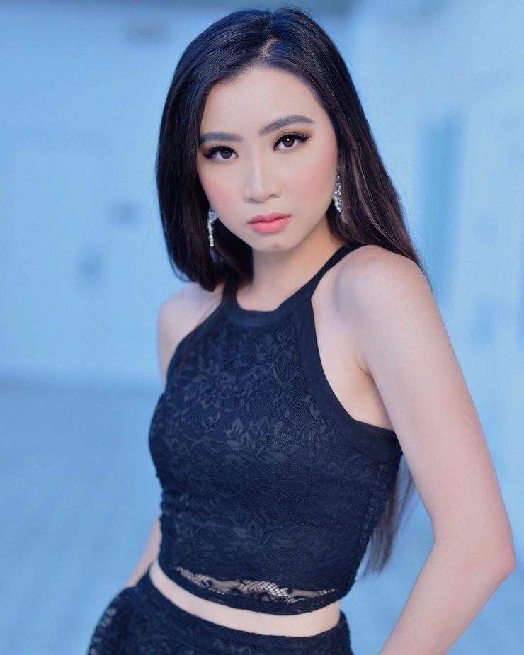 Elizabeth Nguyen