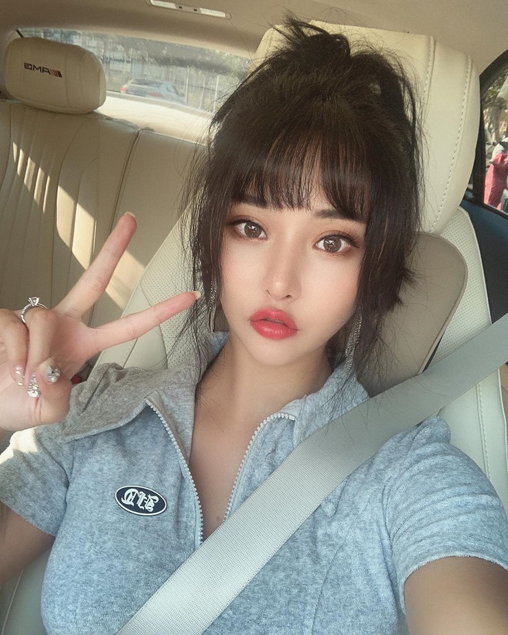 Songyuxin Hitomi