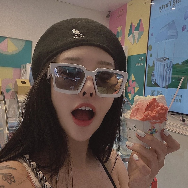 Songyuxin Hitomi