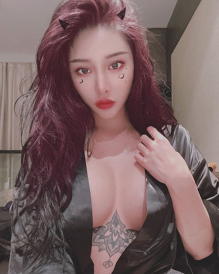 Songyuxin Hitomi