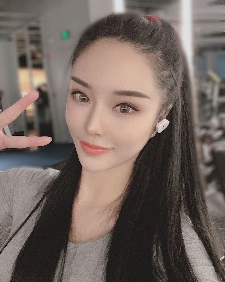 Songyuxin Hitomi