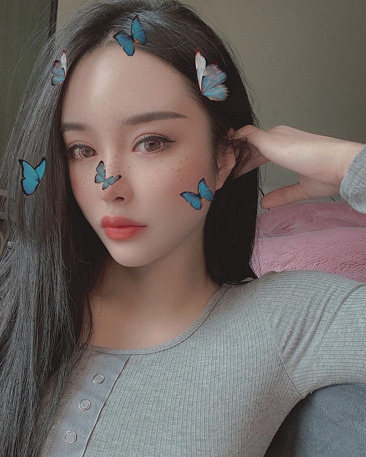 Songyuxin Hitomi