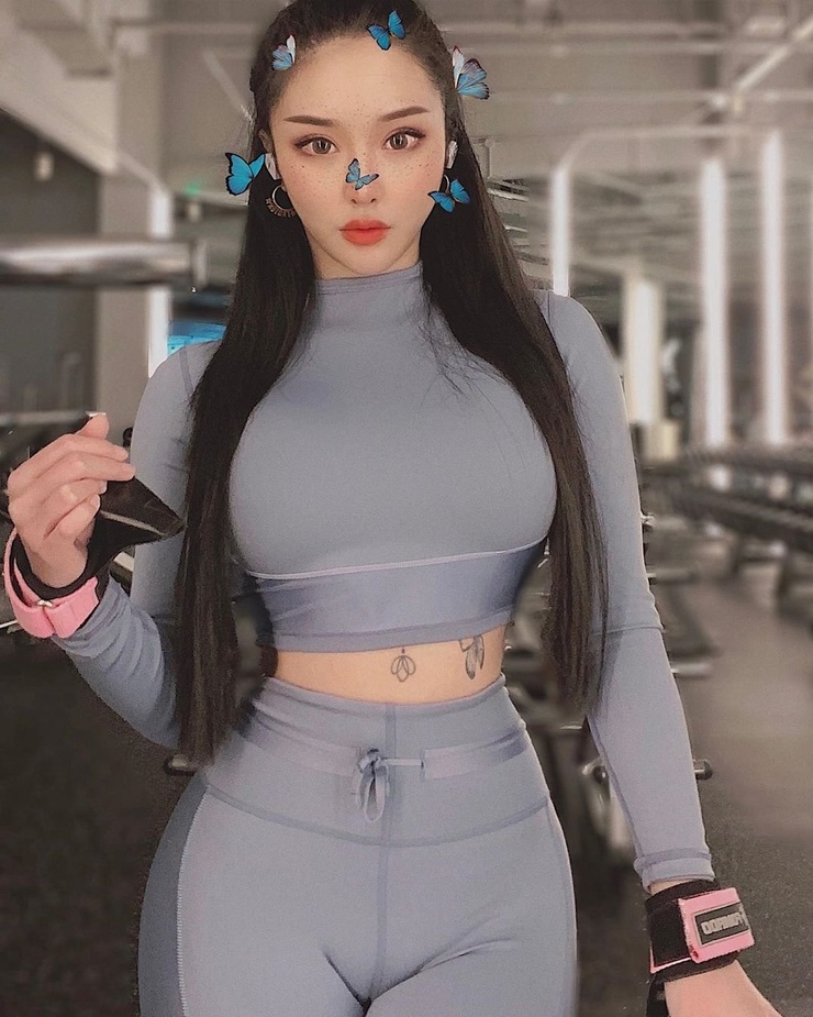 Songyuxin Hitomi