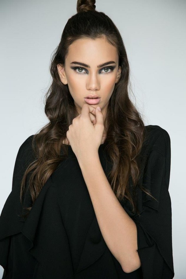 Ana Elena Balosu Ana Elena Balosu