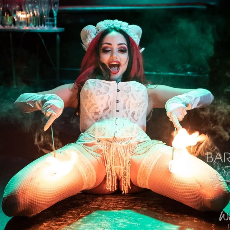 Dani Divine