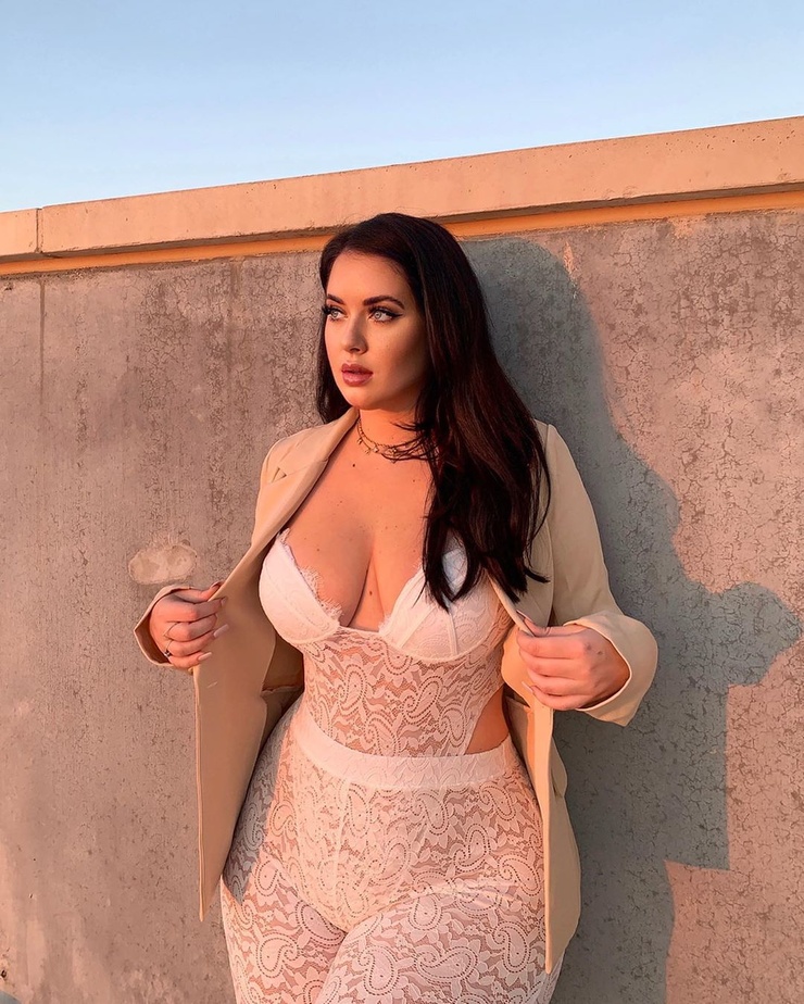 Holly Luyah