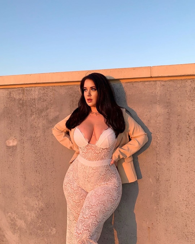 Holly Luyah