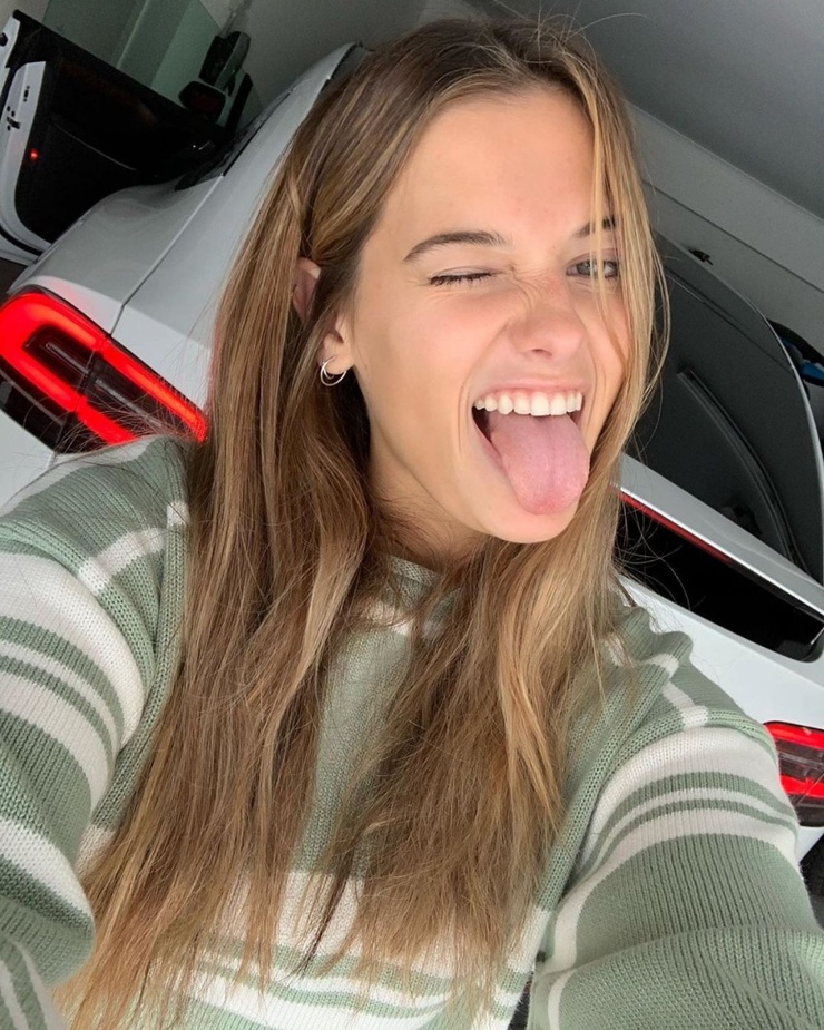 taya brooks