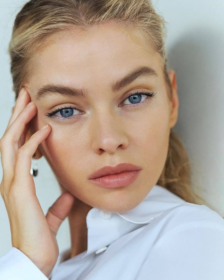 Stella Maxwell