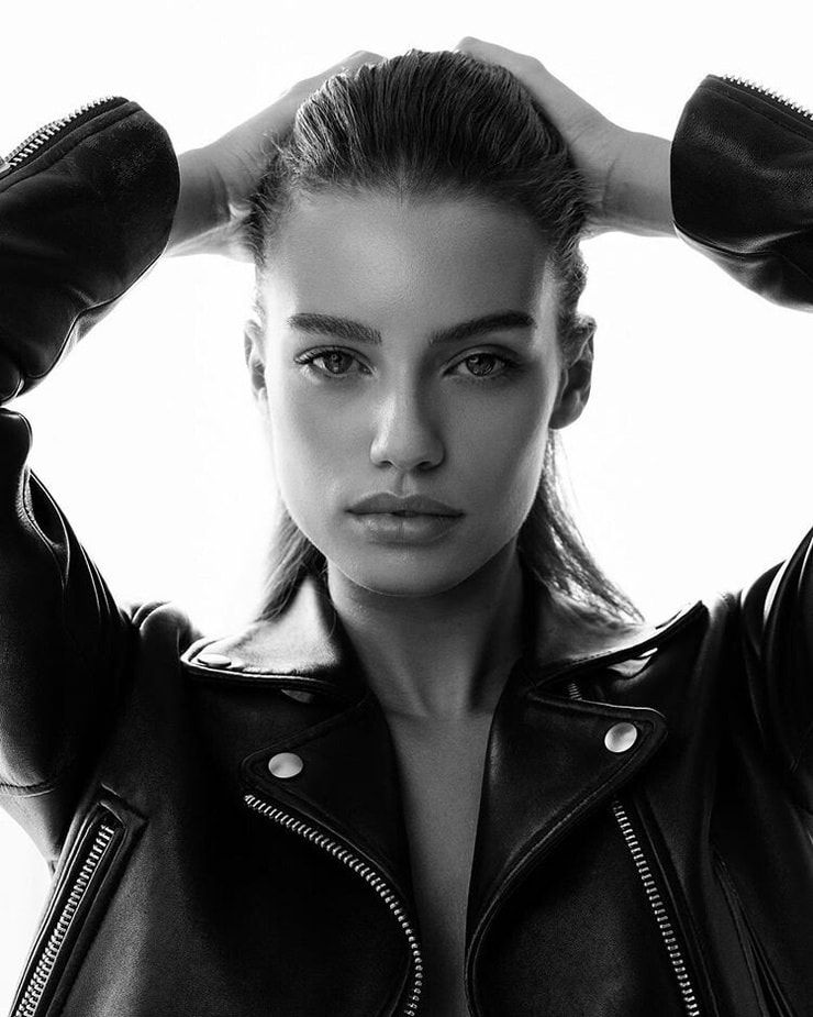 Elle Trowbridge Elle Trowbridge