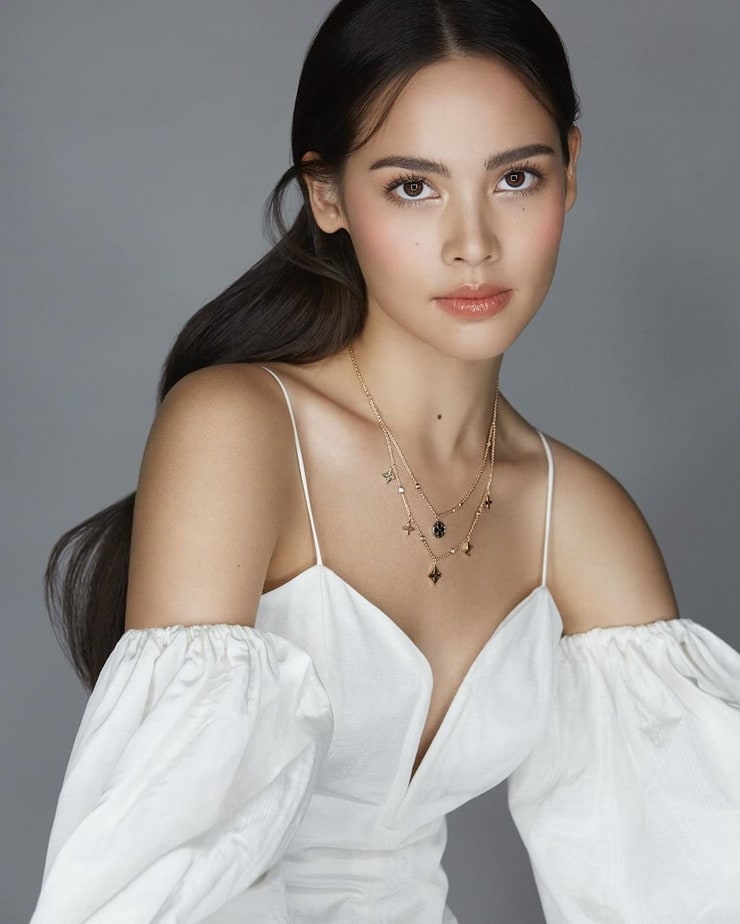 Urassaya Sperbund