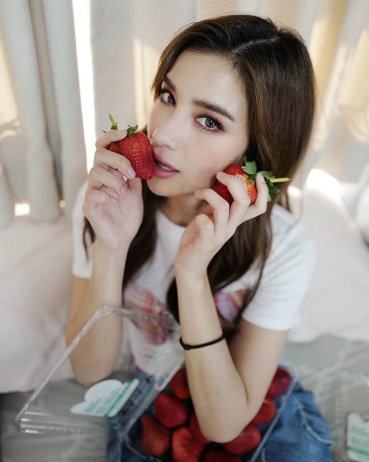 Wannarot Sonthichai Wannarot Sonthichai
