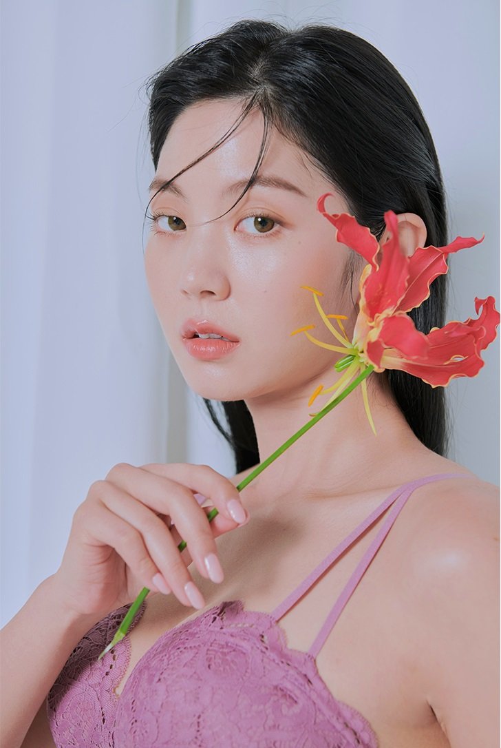 Image of Lee Chae Eun