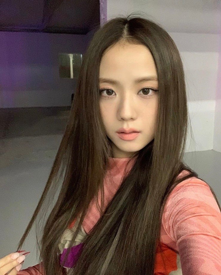 Picture of Kim Jisoo