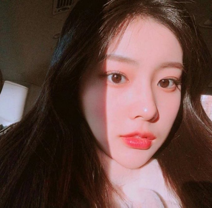 Kang Hyewon