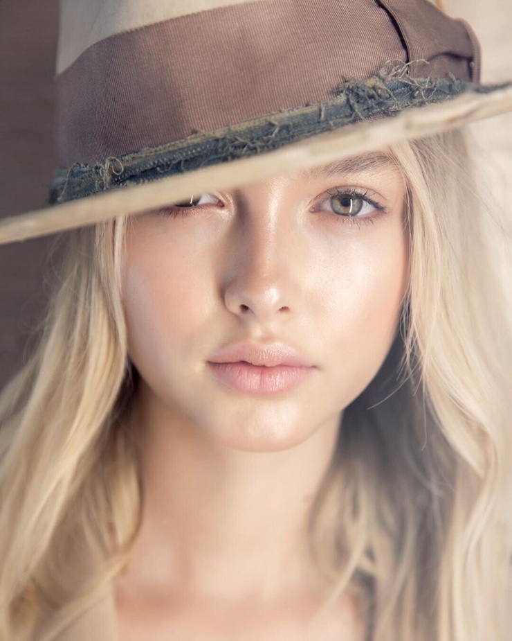 Chloé Margaux Avenaim Chloé Margaux Avenaim