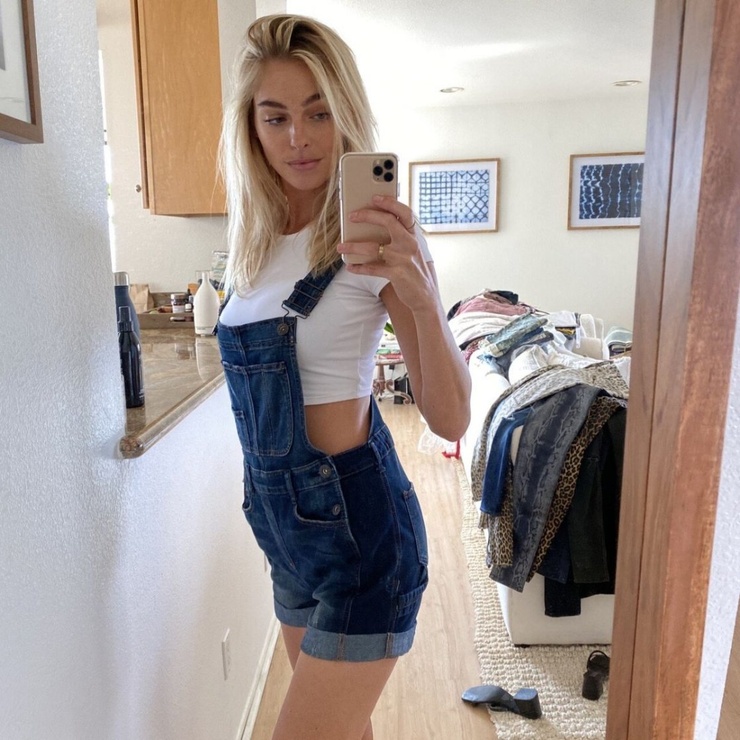 Elizabeth Turner. Elizabeth Turner.