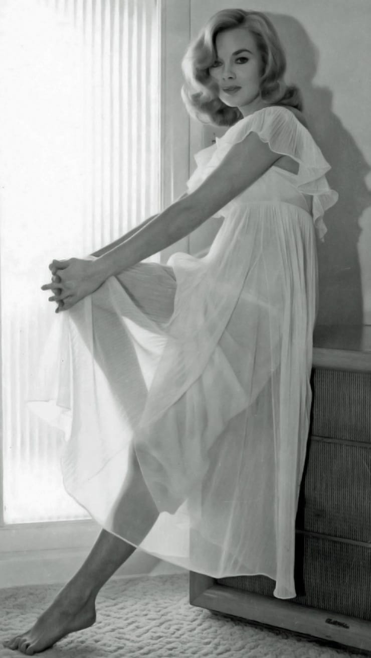Leslie Parrish image