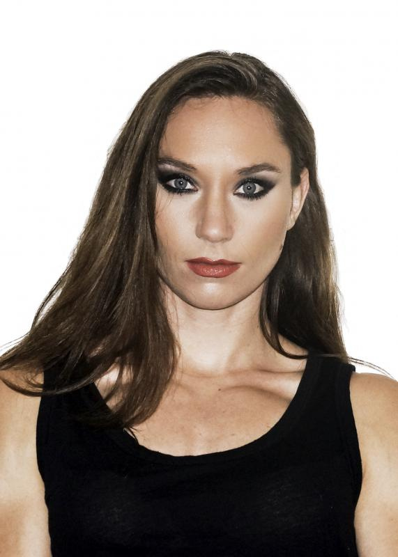 Chloé Henry Chloé Henry