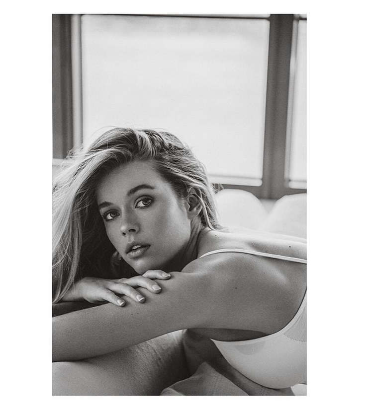 Victoria Lee Victoria Lee