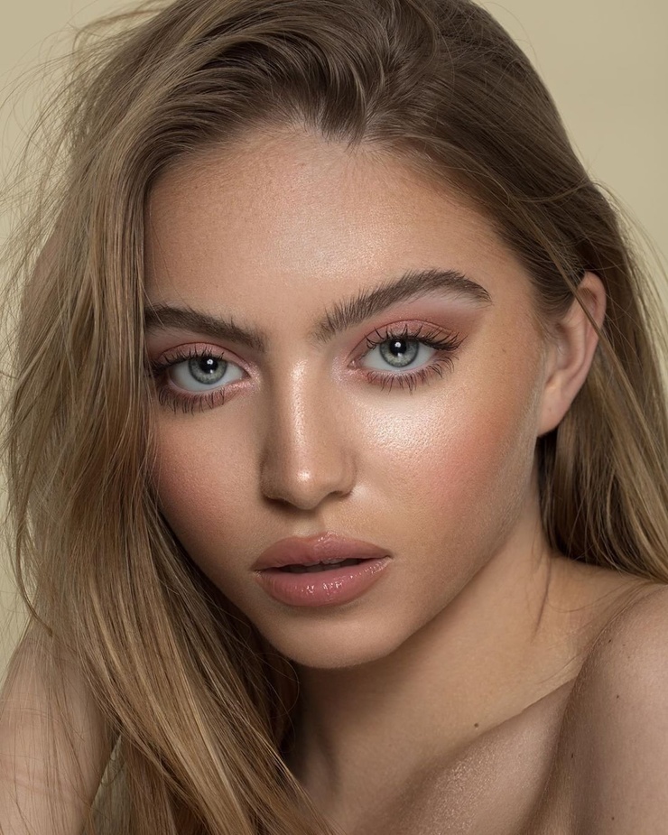 Annabelle Hoy