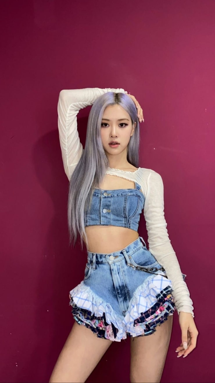 Roseanne park sexy