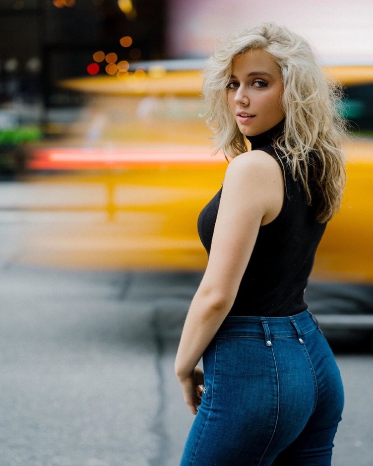 Elizabeth Wheeland Elizabeth Wheeland