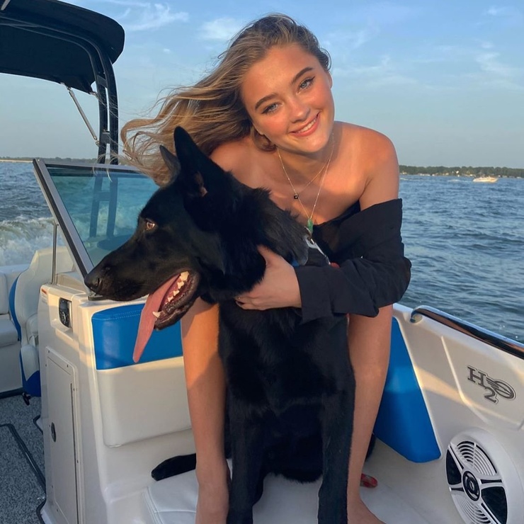 Lizzy Greene