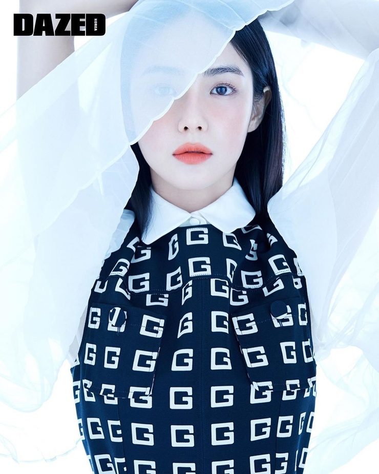 Suzu Hong Suzu Hong
